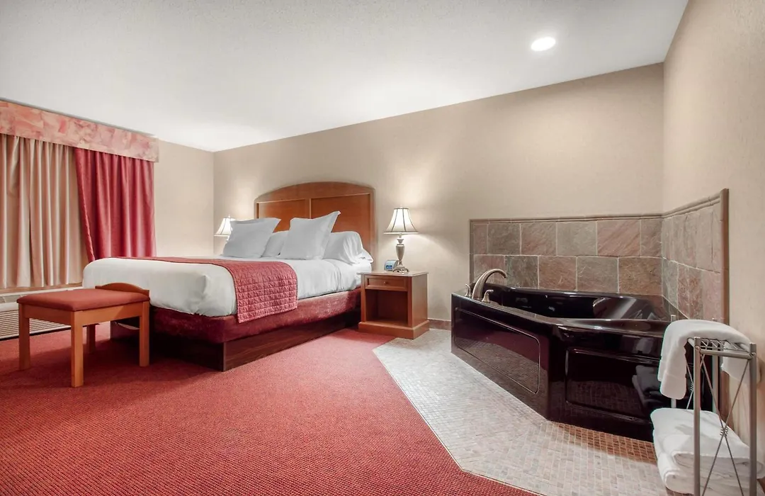 Norfolk Lodge & Suites, An Ascend Collection Hotel-1