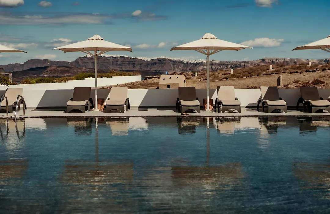 Serenita Luxury Suites-1