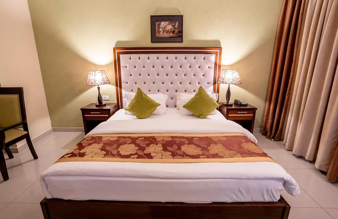 P Quattro Relax Hotel-1
