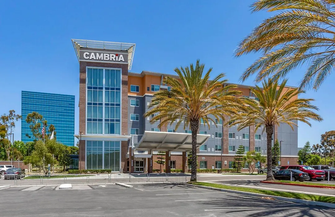 Cambria Hotel Lax-1