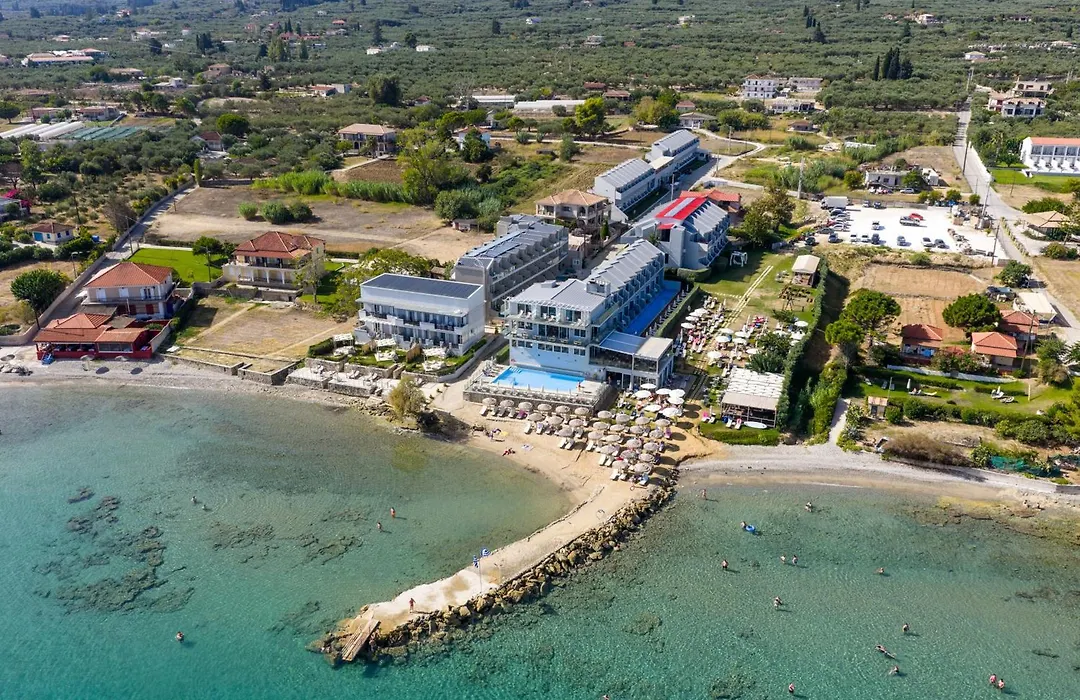 Golden Coast Beachfront Resort-1