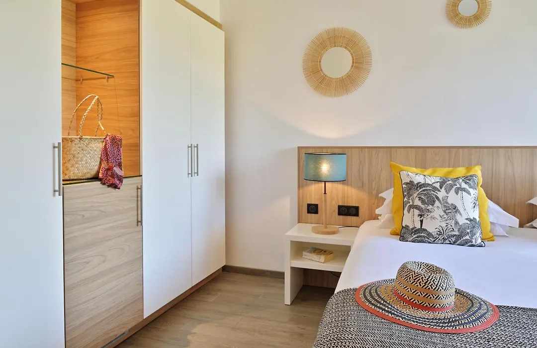 Hotel San Lucianu-1