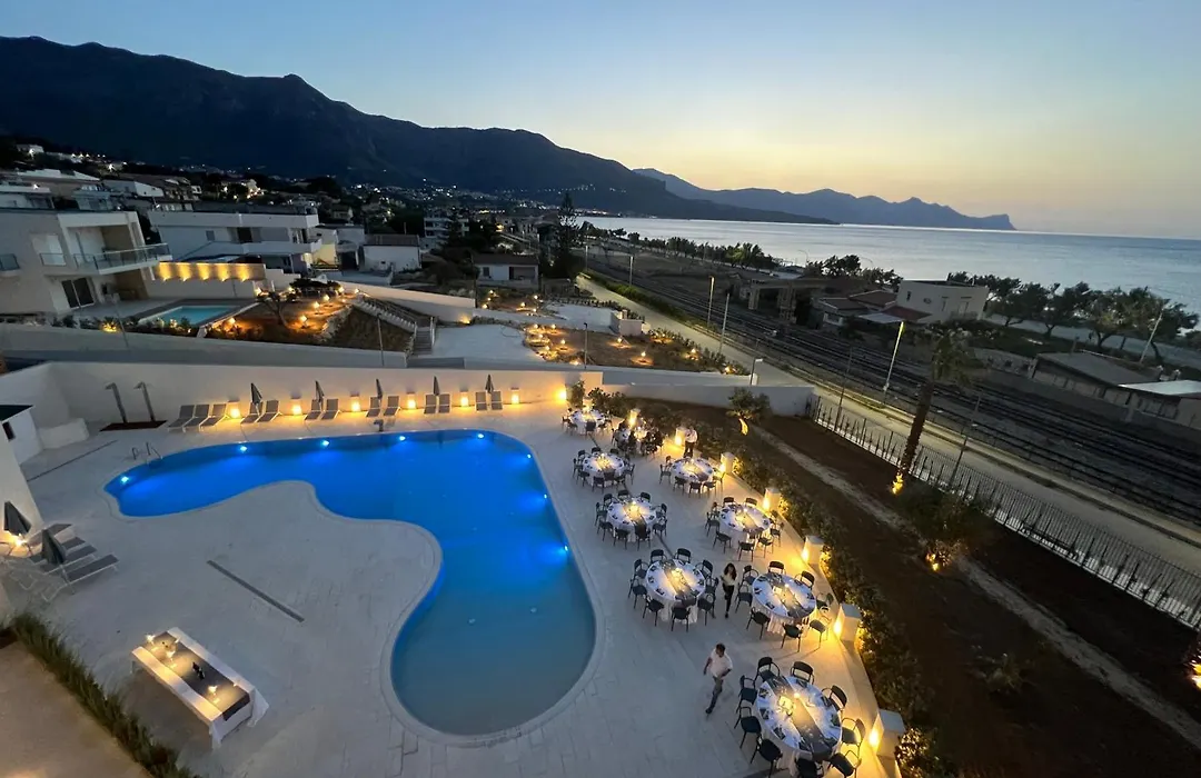 Resort La Battigia Beach & Spa-1
