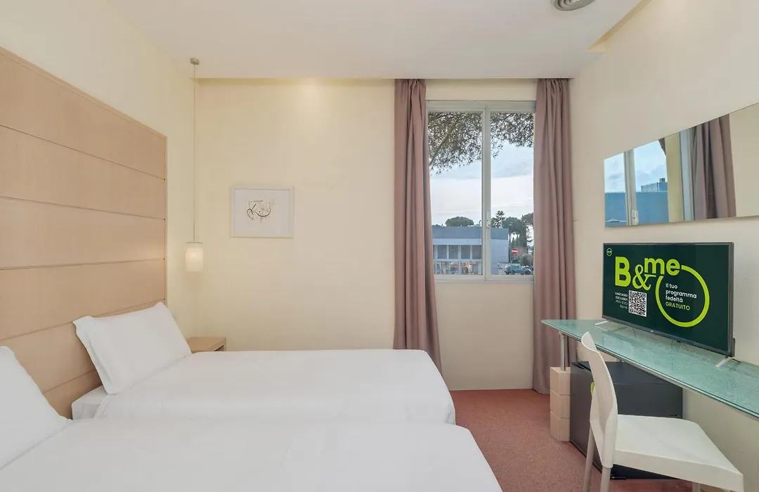 B&B HOTEL Calenzano First-1
