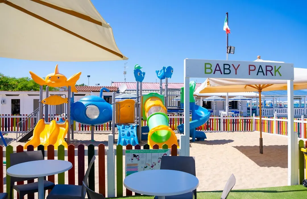 Abruzzo Marina Hotel - Family & Beach Resort-1
