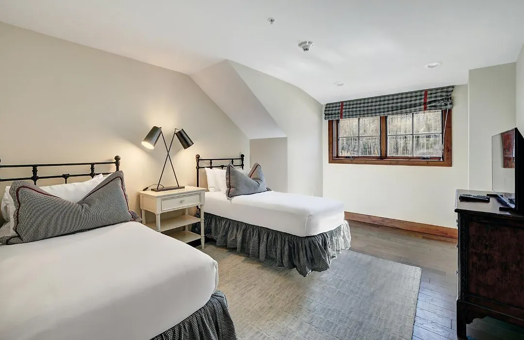 Legendary Lodging At The Ritz Carlton Residences Vail, A Vail Resorts Property-1