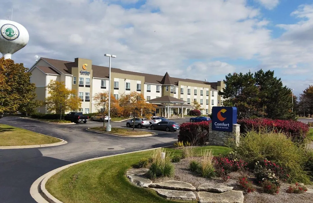 Comfort Inn & Suites Geneva- West Chicago-1