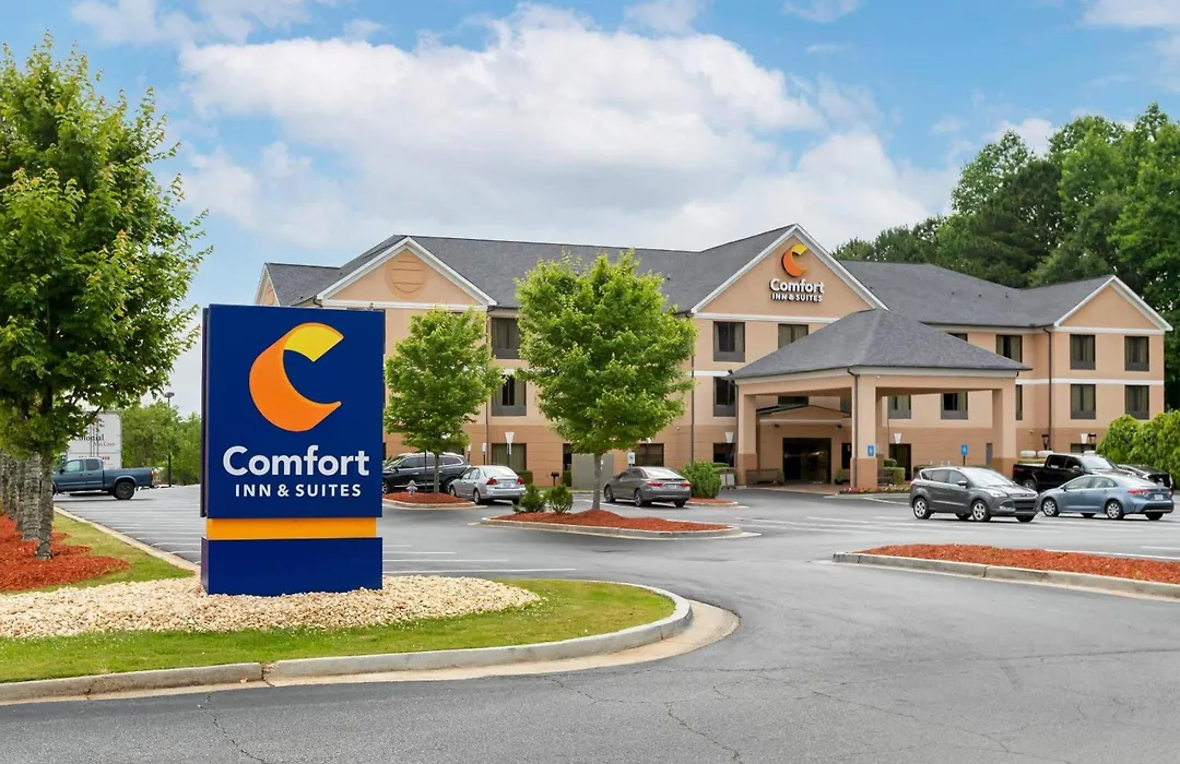 Comfort Inn & Suites Peachtree Corners - Norcross-1