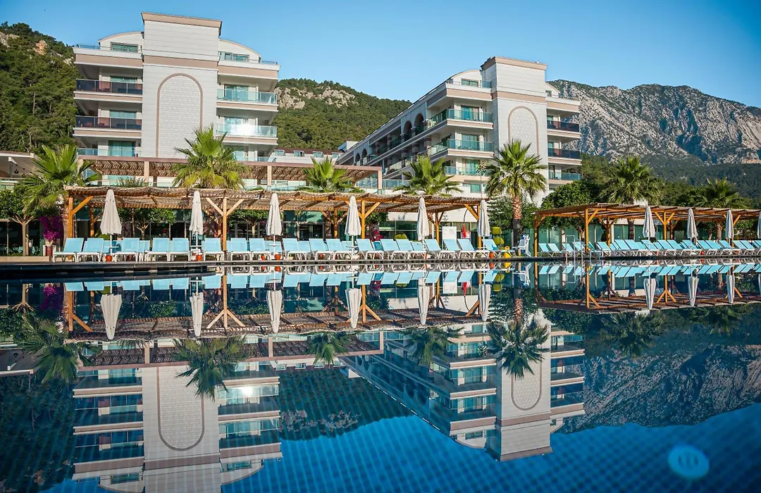 Dosinia Luxury Resort-1