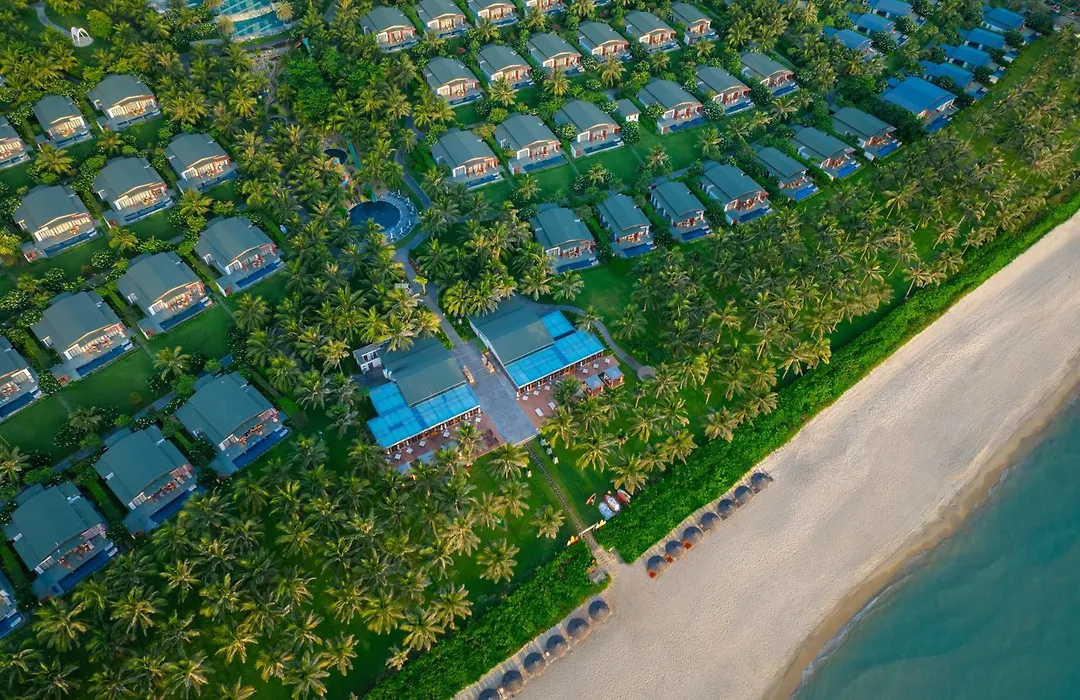 Mövenpick Resort Cam Ranh-1
