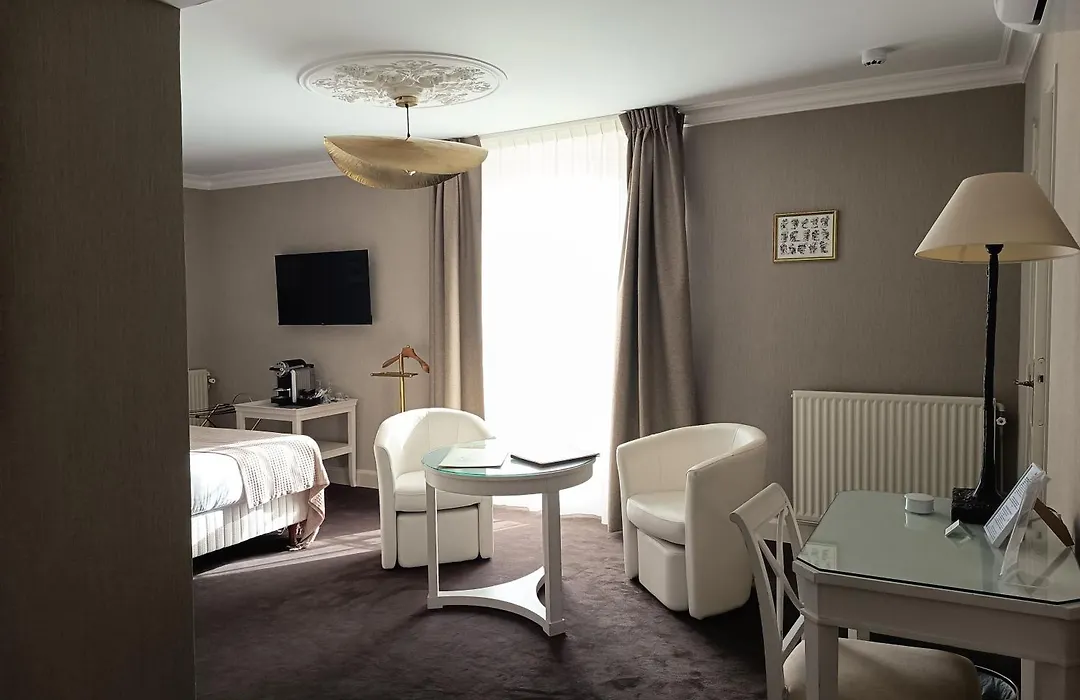 Grand Hotel "Chateau De Sully" - Piscine & Spa -Teritoria-1
