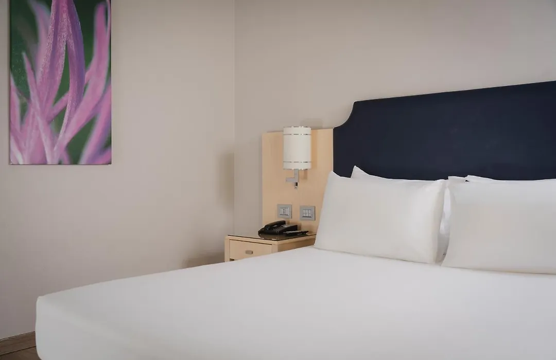 Just Hotel Lomazzo Fiera-1