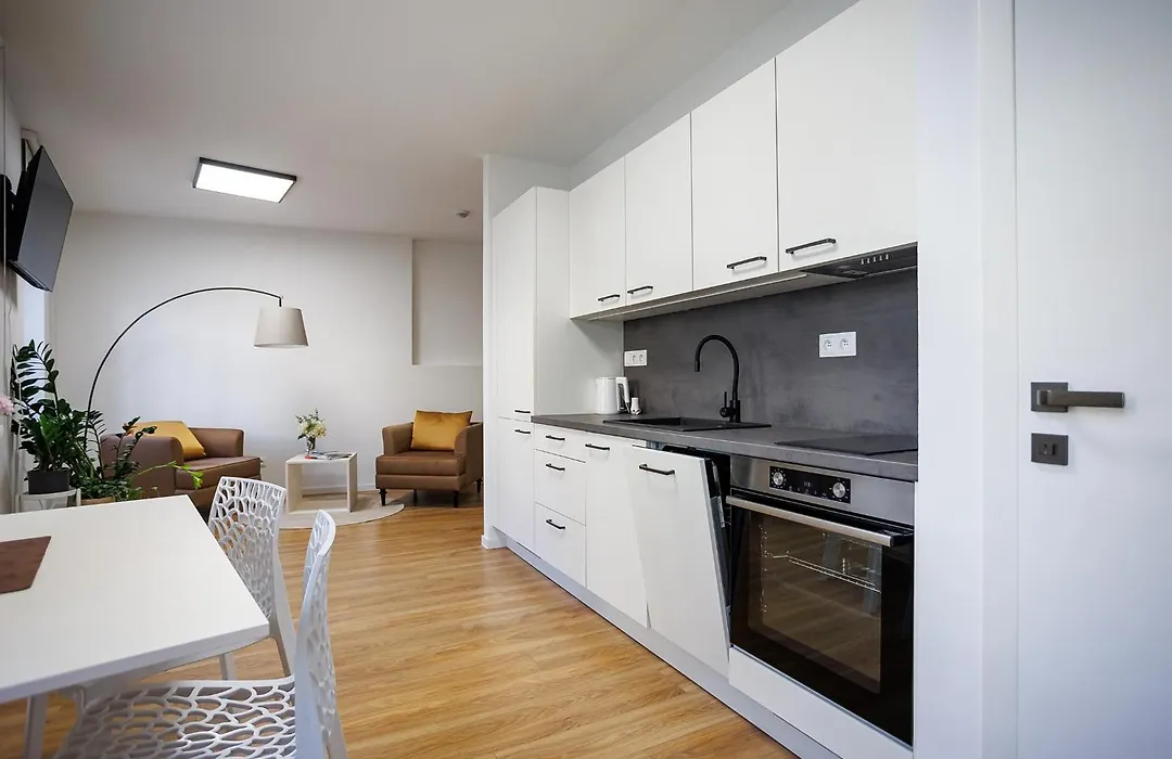 Hotel Aplaus-1