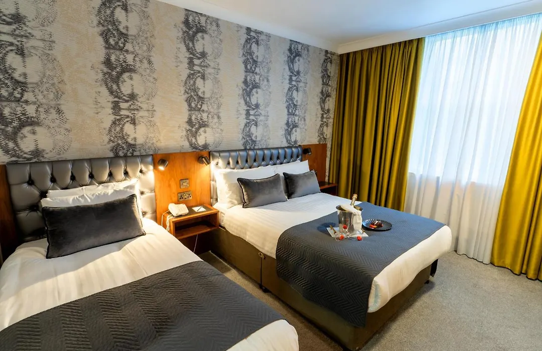 Majestic Hotel-1