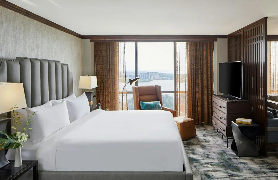 Renaissance Mobile Riverview Plaza Hotel-1