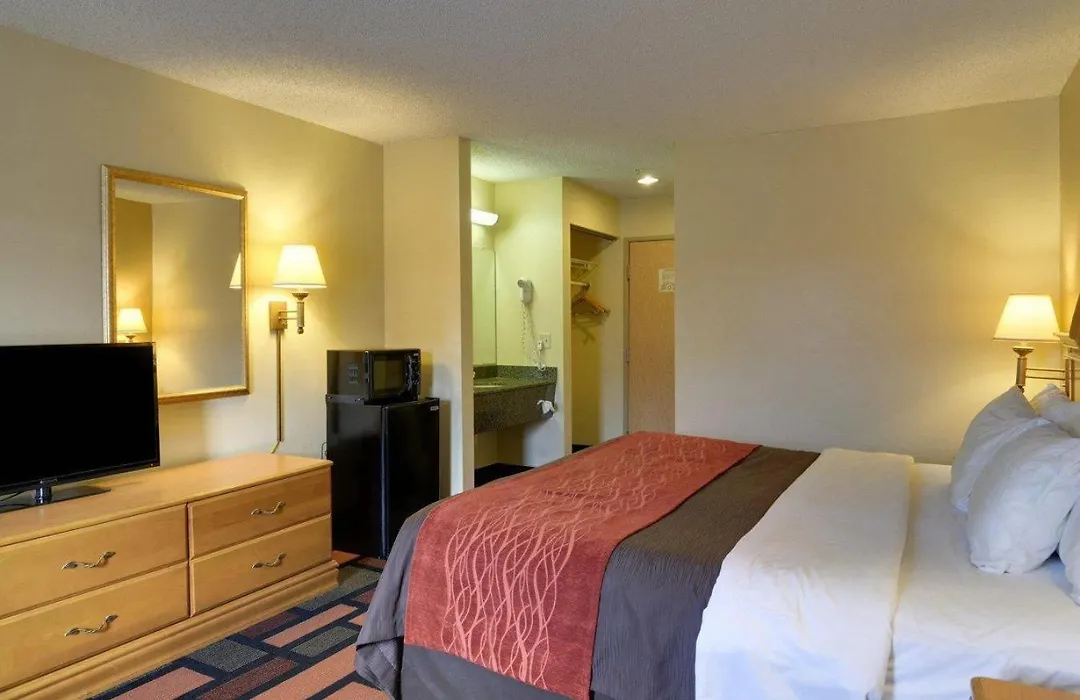 Quality Inn & Suites Malvern-1