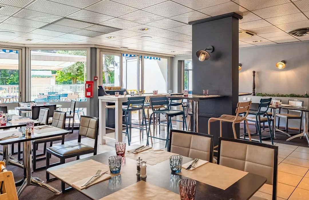 B&B HOTEL Lyon Nord-1