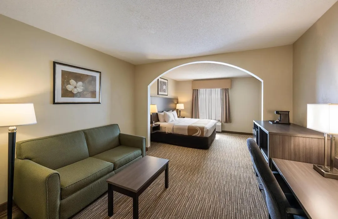 Quality Inn & Suites Fishkill South Near I-84-1