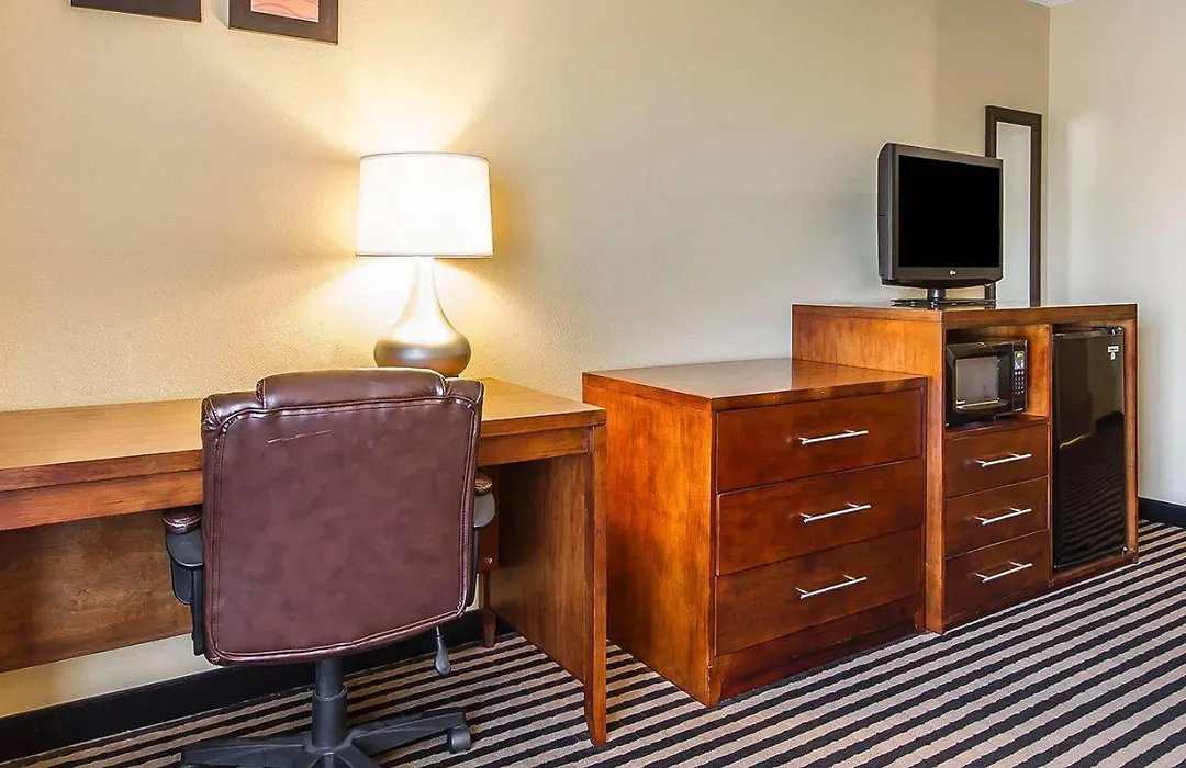 Comfort Inn Owatonna Near Medical Center-1