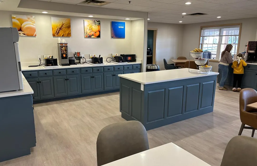 Comfort Suites Hotel And Conference Center-1
