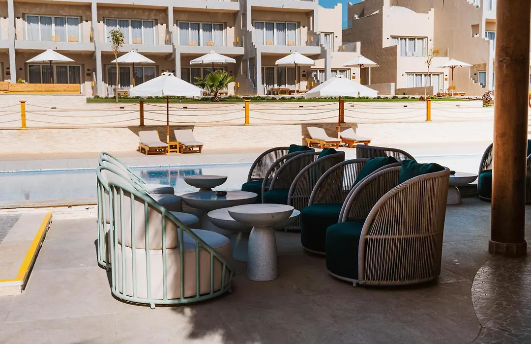 Diamond Beach By Pearl Resort-1
