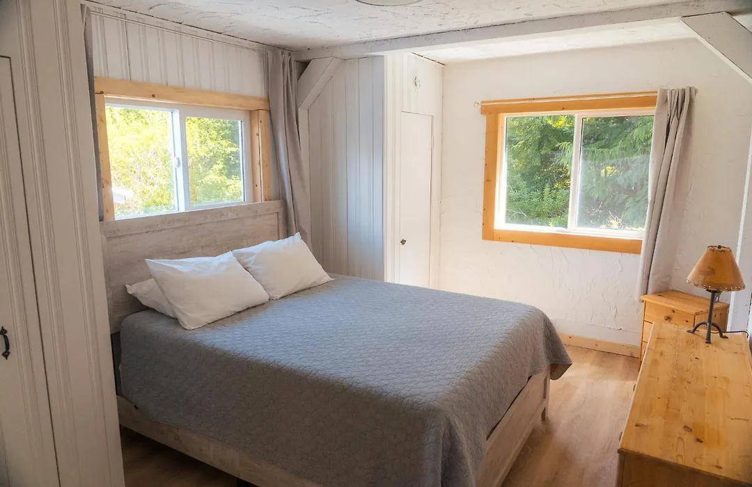 Little Beach Resort-1