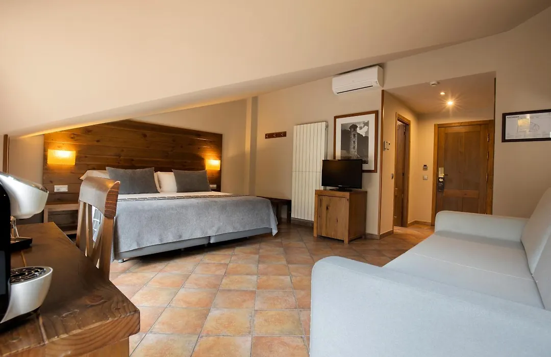 Hotel Màgic Ski-1
