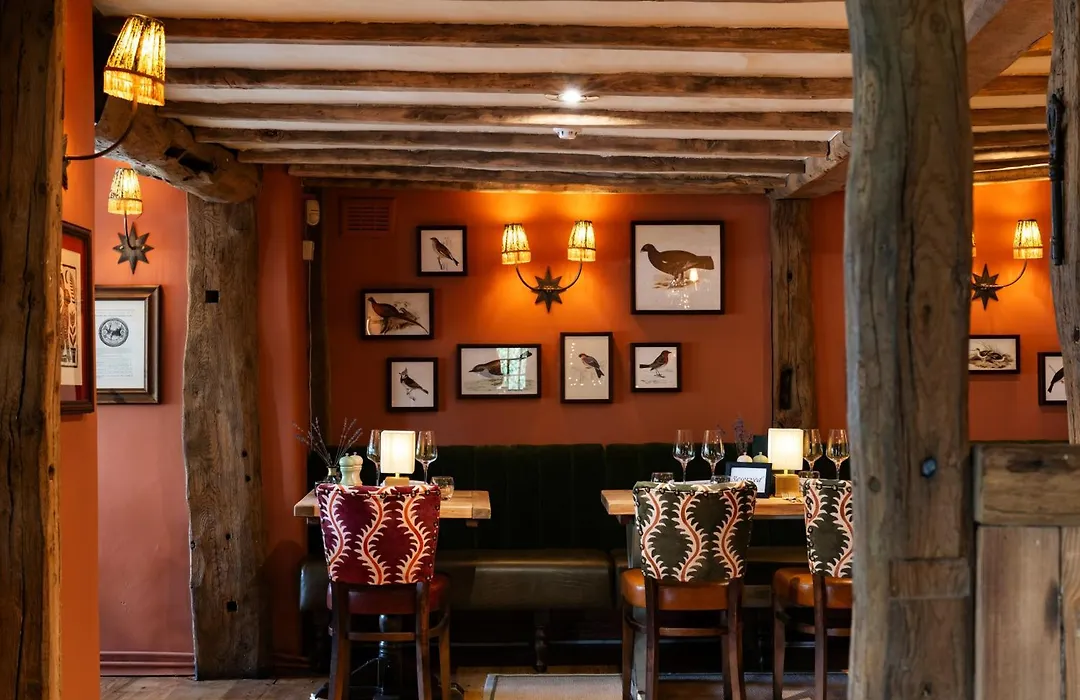 The White Hart-1