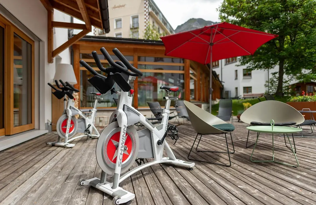 Hotel Schweizerhof Lenzerheide-1