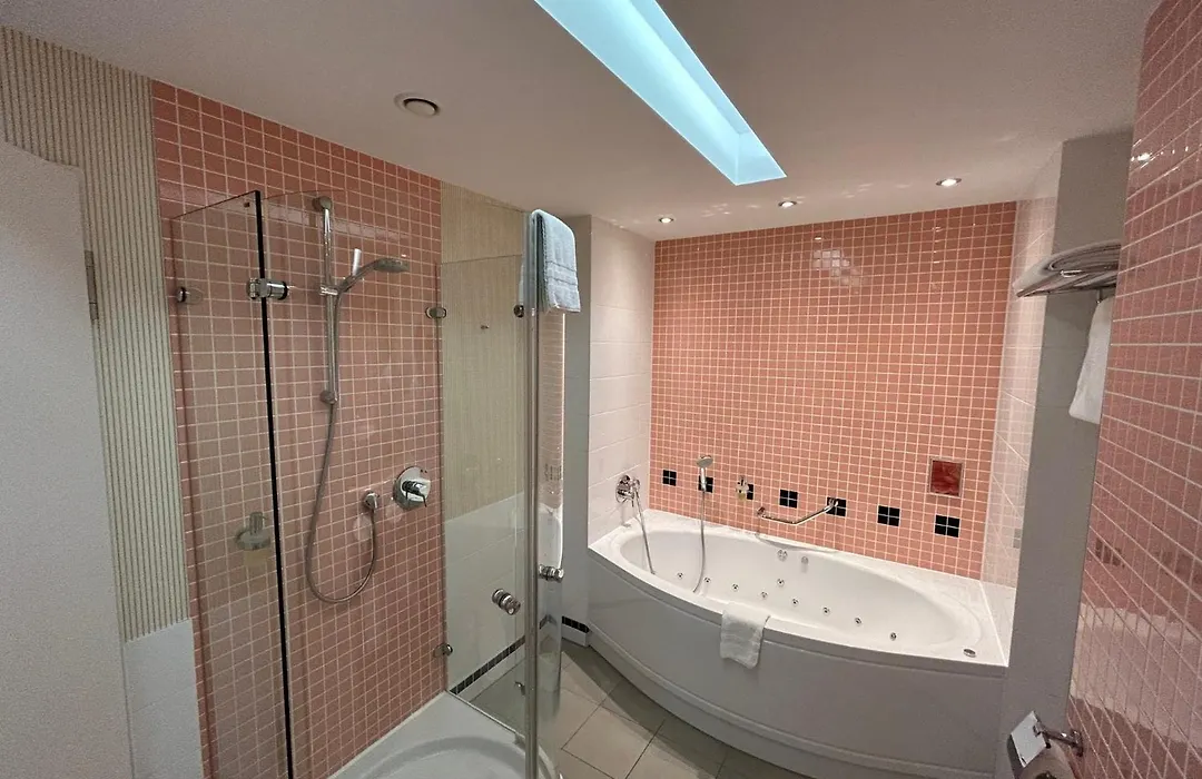 Best Western Premier Park Hotel & Spa-1