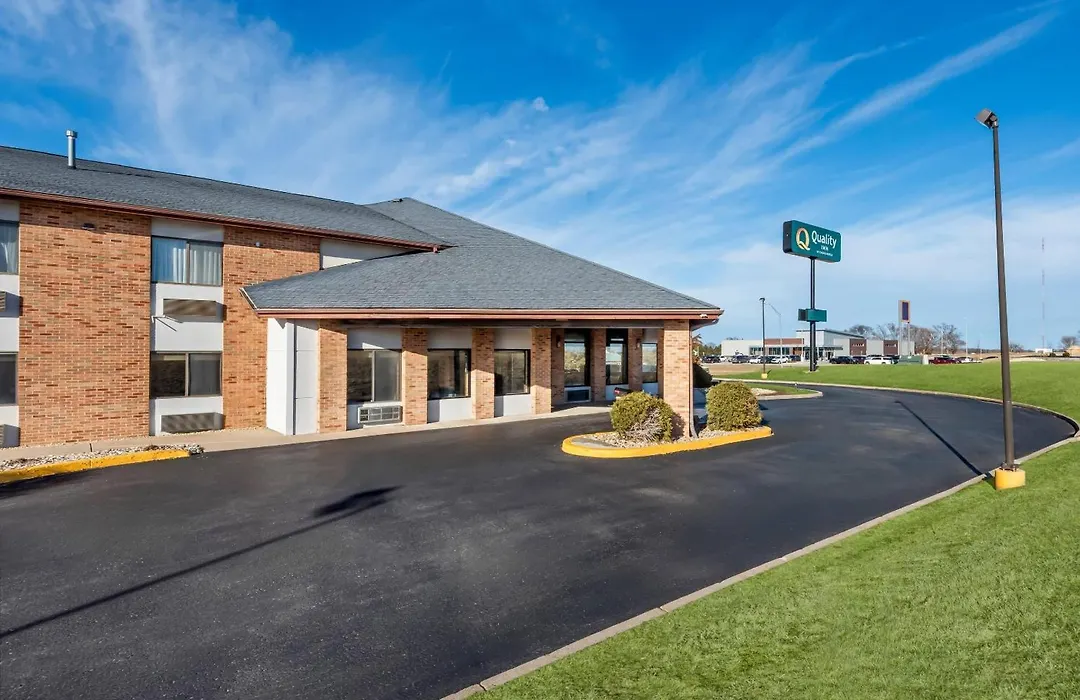 Quality Inn Waverly-1