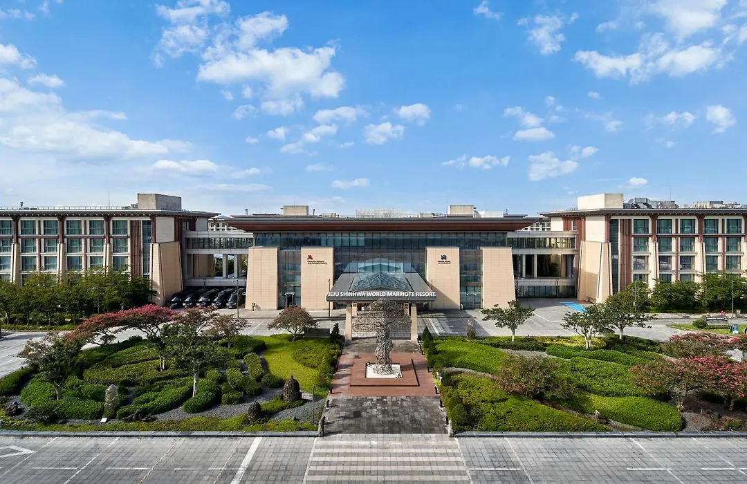 Marriott Jeju Shinhwa World Hotel-1