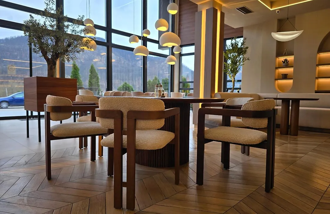 Hotel IN-1