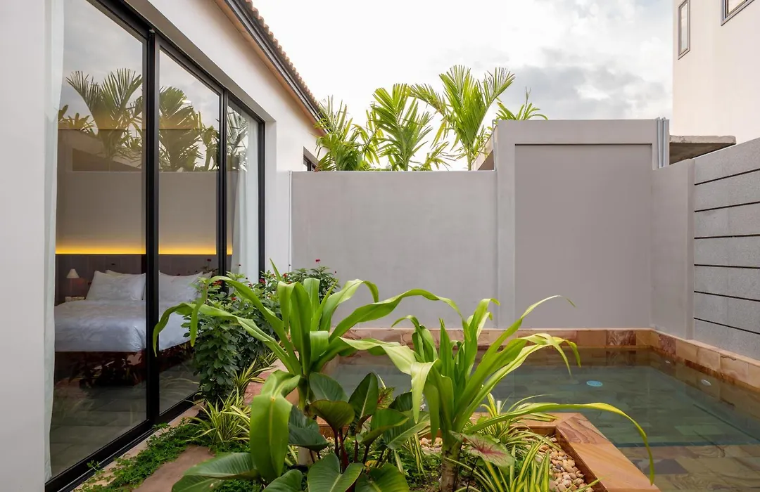 Two Seasons Siem Reap Hotel-1