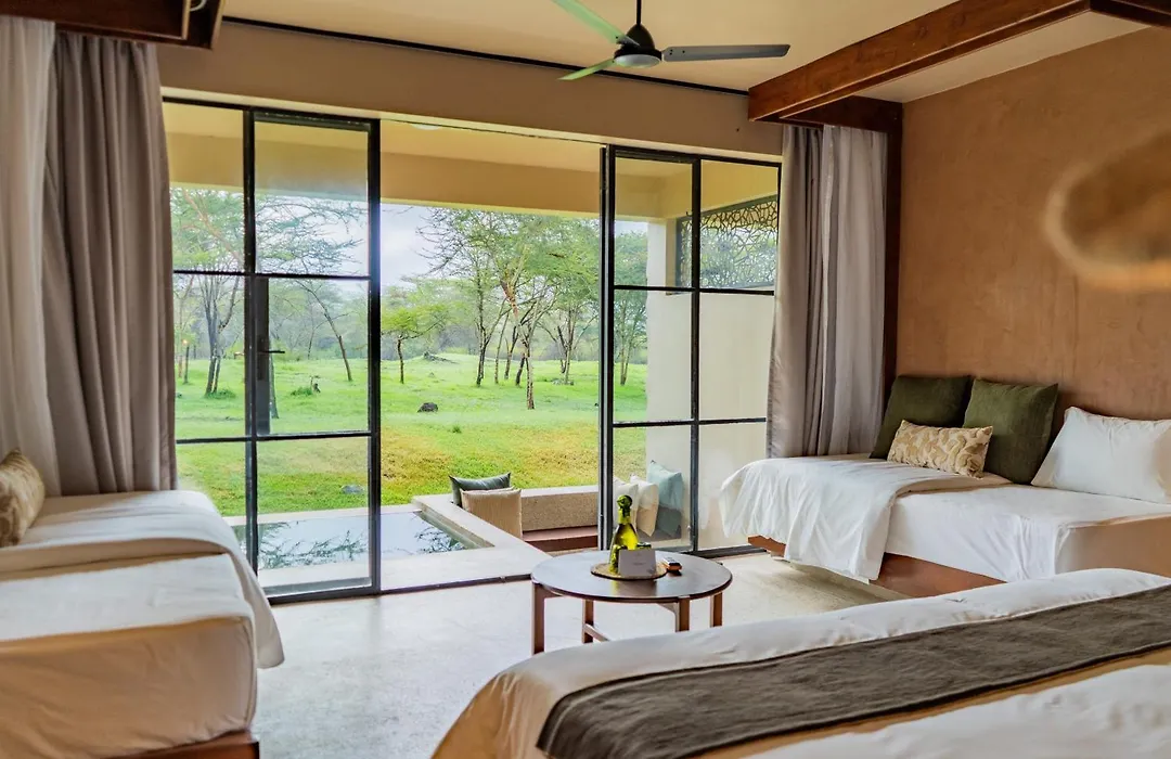 Giraffe Manor Tanzania-1
