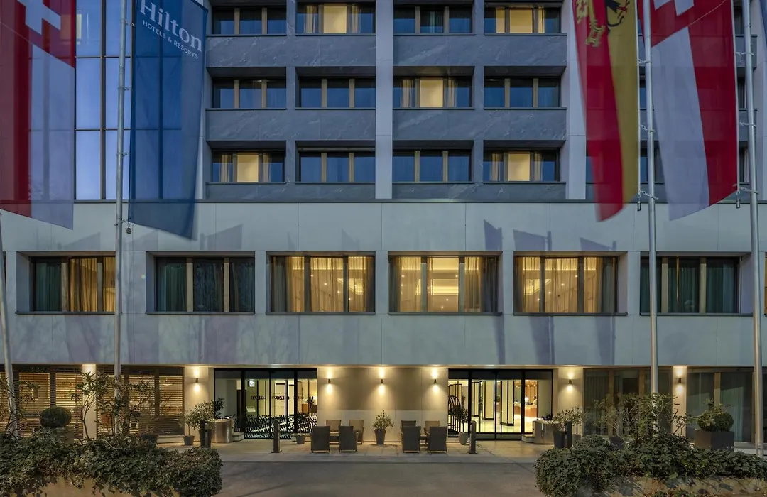 Hilton Geneva Hotel And Conference Centre-1