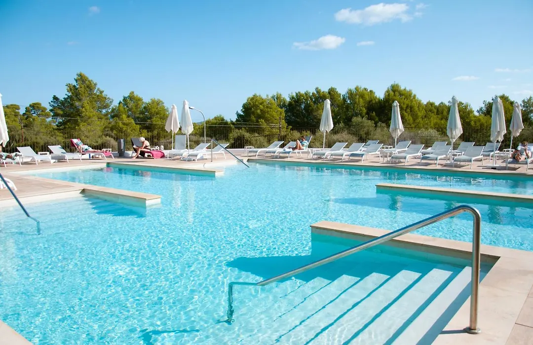 Hotel Na Taconera Sport & Relax-1
