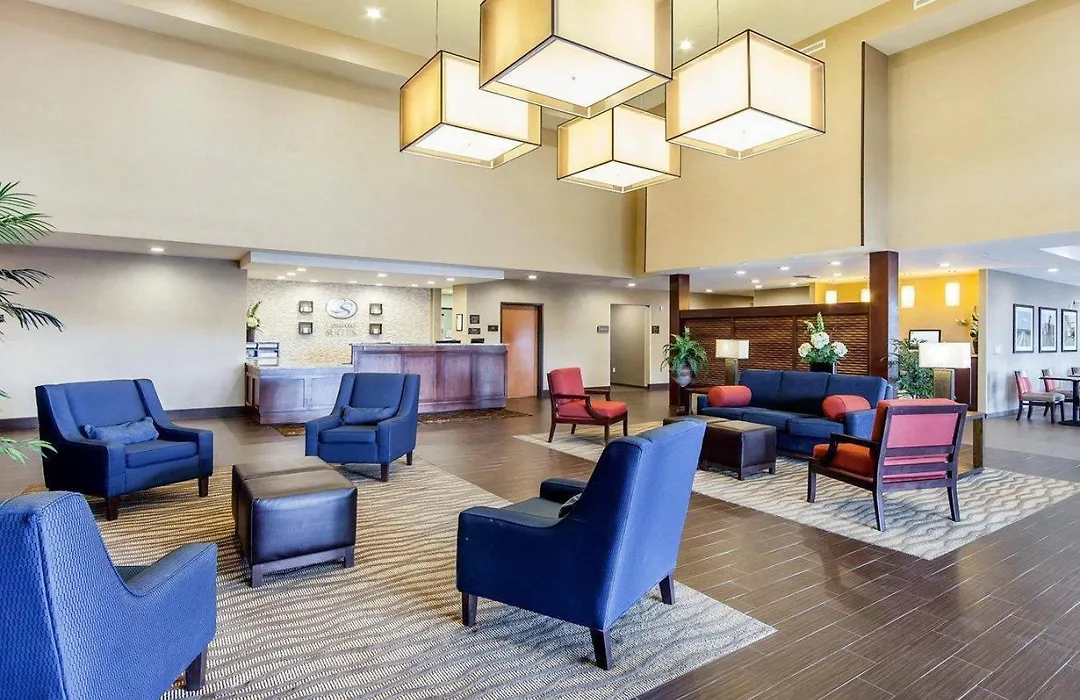 Comfort Suites Marietta-Parkersburg-1