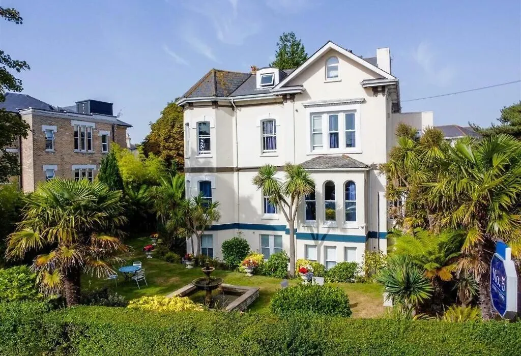 No5 Durley Road-1