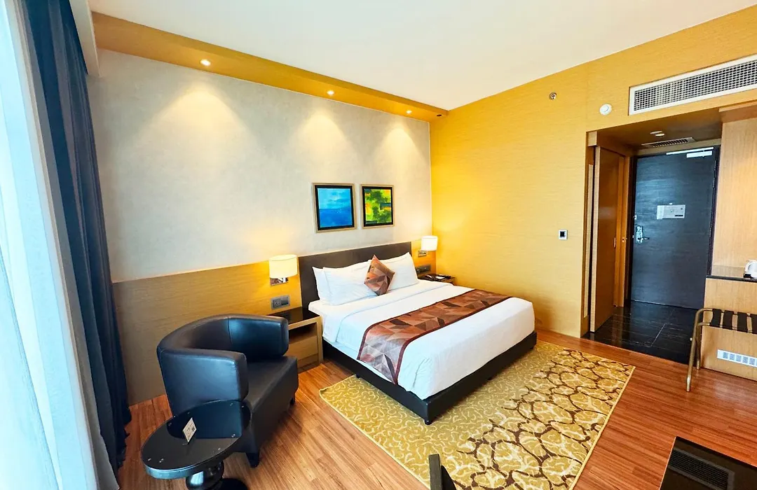 The Light Hotel Penang-1
