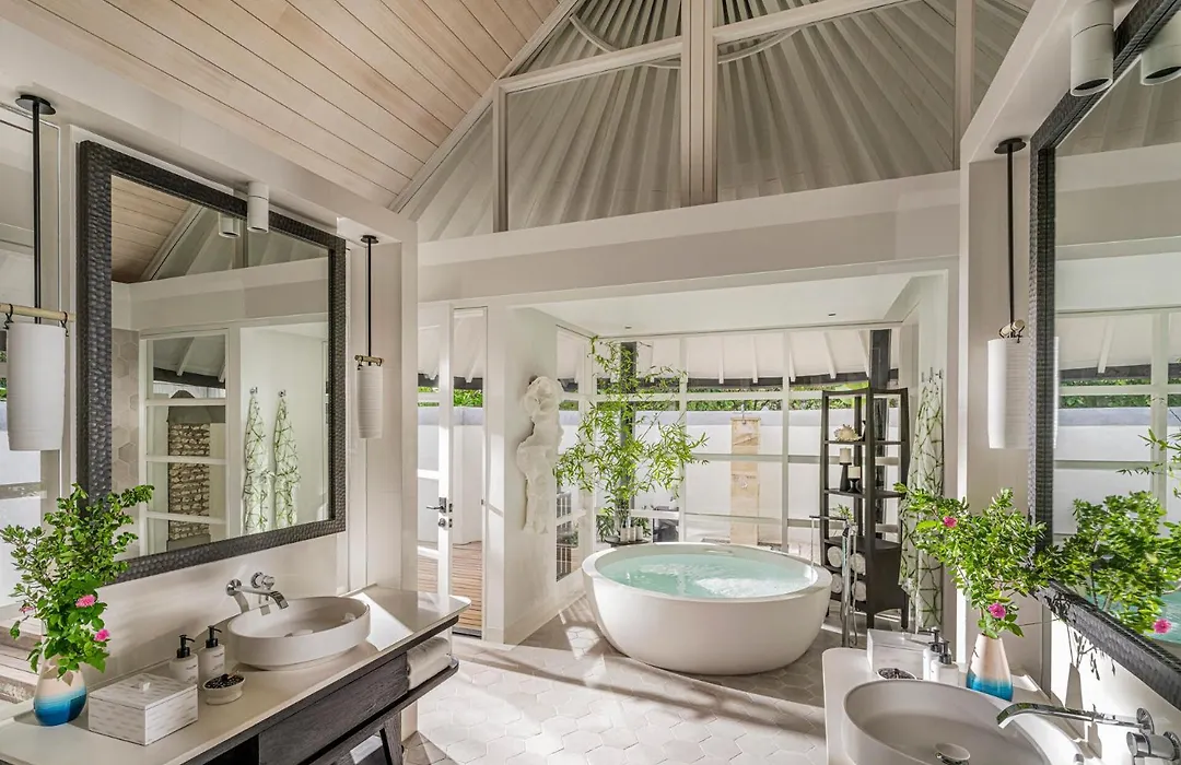Four Seasons Resort Maldives At Kuda Huraa-1