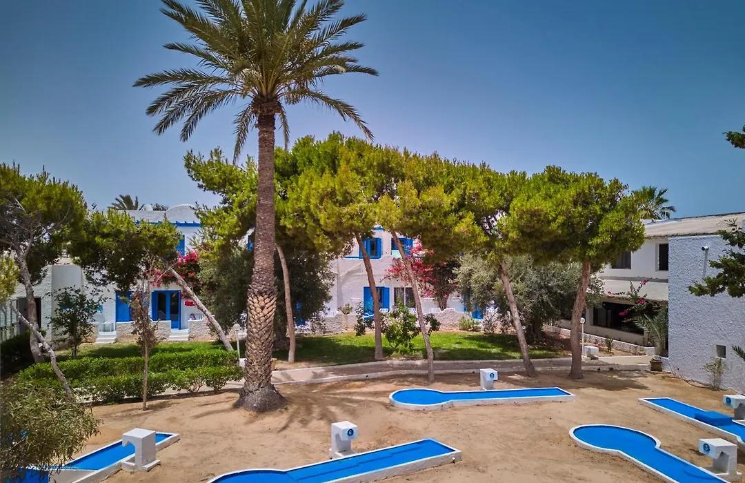 Hari Club Beach Resort-1