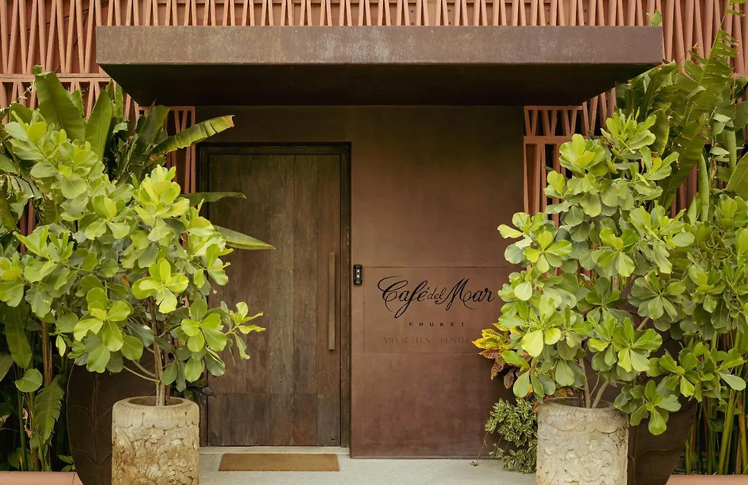 Cafe Del Mar Phuket - Suite & Penthouse-1