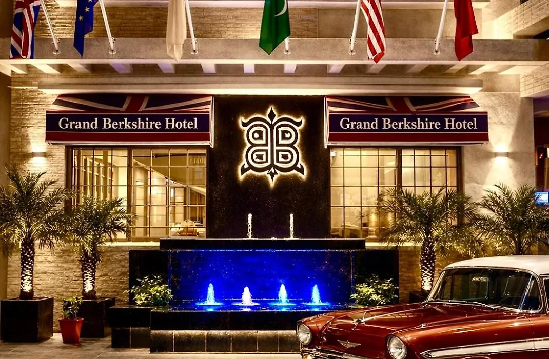 Grand Berkshire Signature Hotel Operated By Berkshire Hotels & Resorts Uk-1