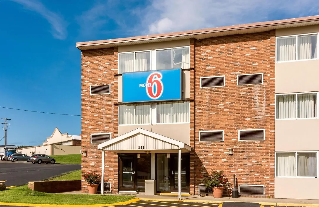 Motel 6-New Stanton, Pa-1