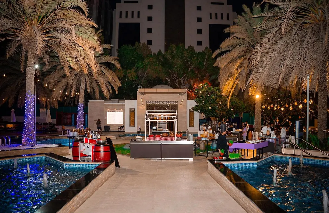 Sheraton Oman Hotel, Muscat-1