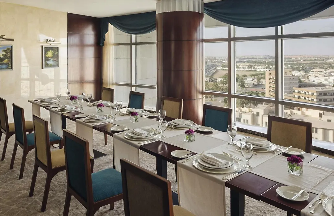 Movenpick Hotel Qassim-1