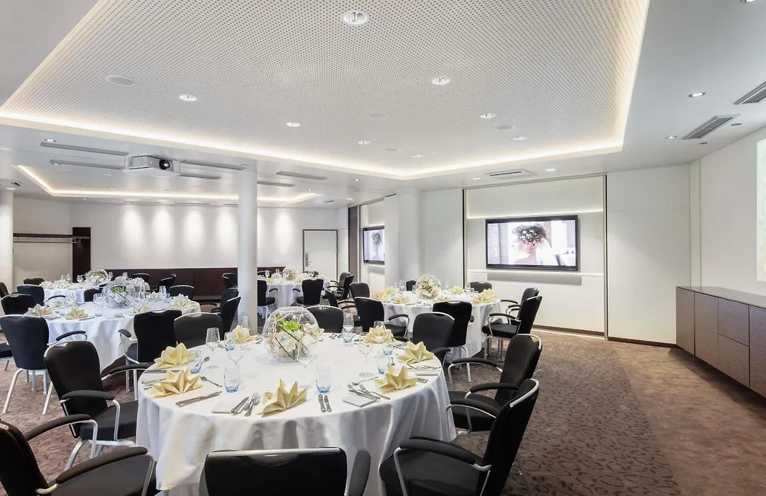 Mövenpick Hotel München-Airport-1