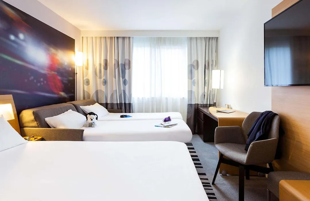 Novotel Limoges Le Lac-1