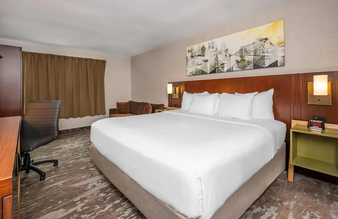 Comfort Inn Dryden-1